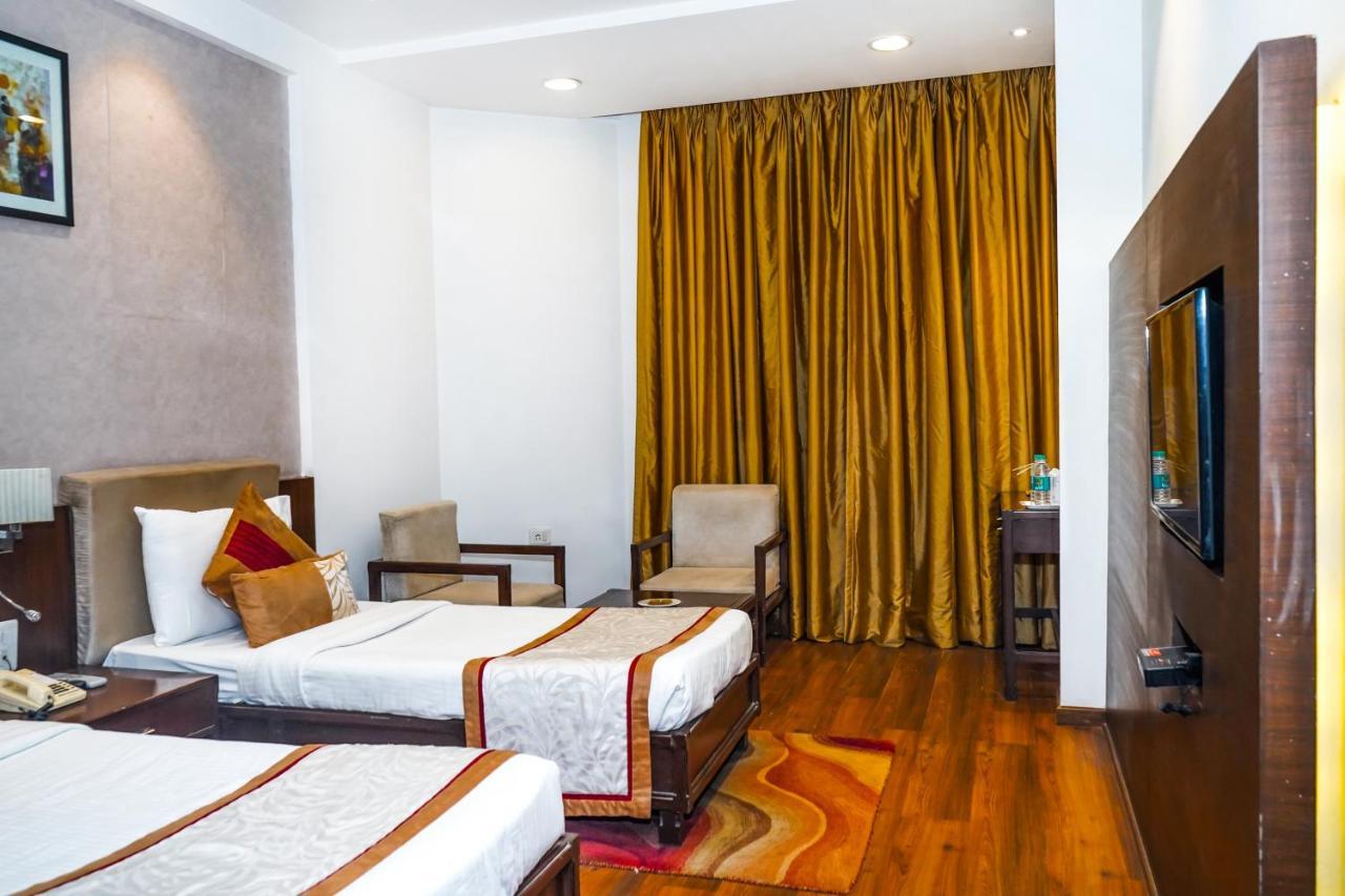 Hotel Gwalior Regency Екстериор снимка