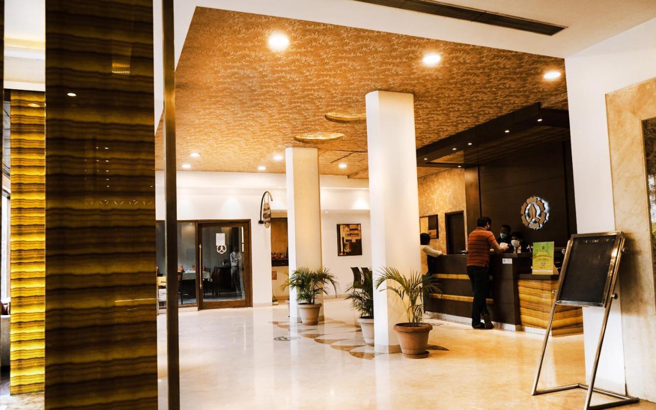 Hotel Gwalior Regency Екстериор снимка