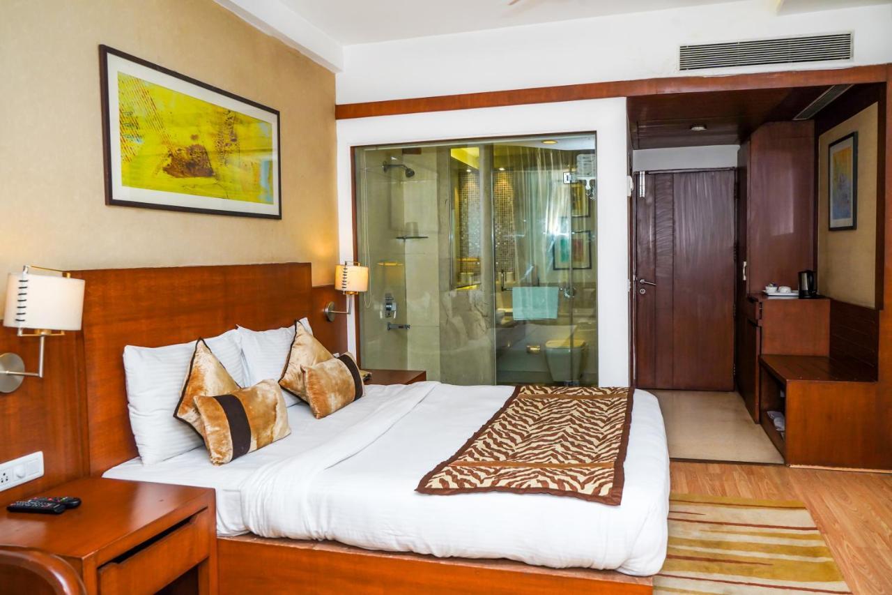 Hotel Gwalior Regency Екстериор снимка