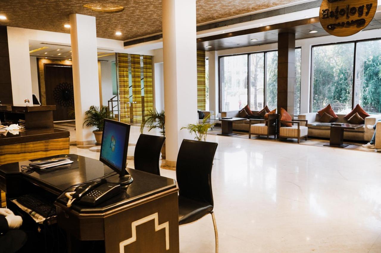 Hotel Gwalior Regency Екстериор снимка