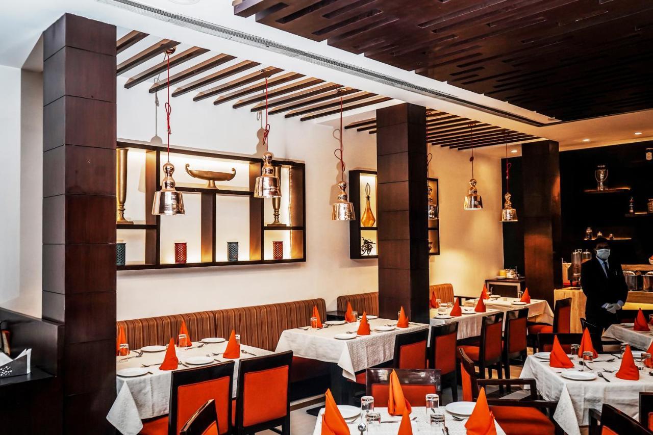 Hotel Gwalior Regency Екстериор снимка
