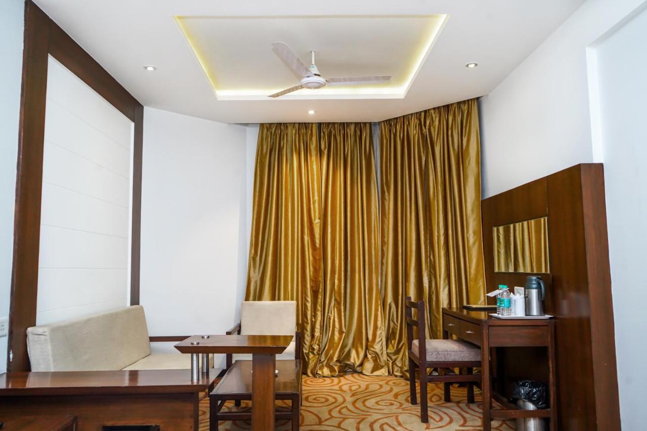 Hotel Gwalior Regency Екстериор снимка