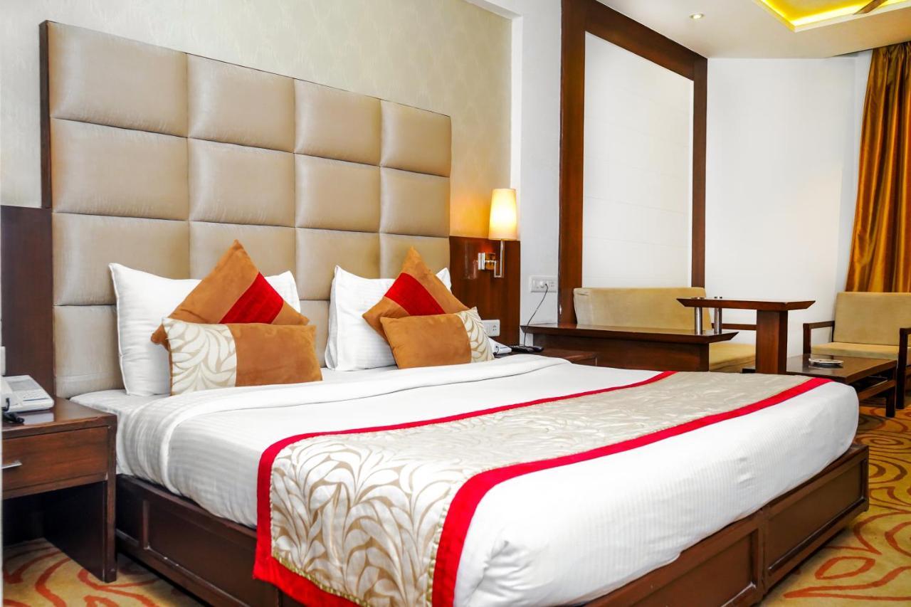 Hotel Gwalior Regency Екстериор снимка