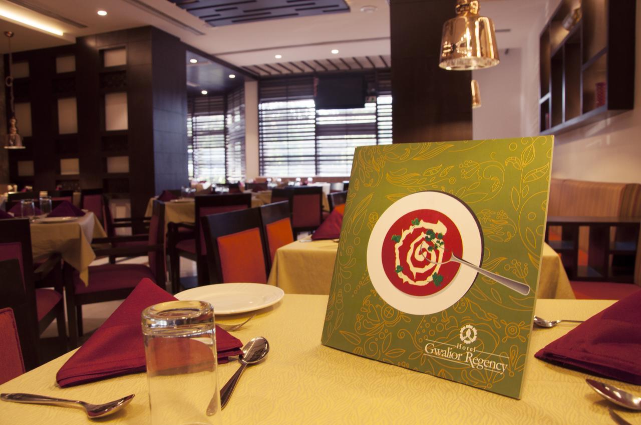 Hotel Gwalior Regency Екстериор снимка
