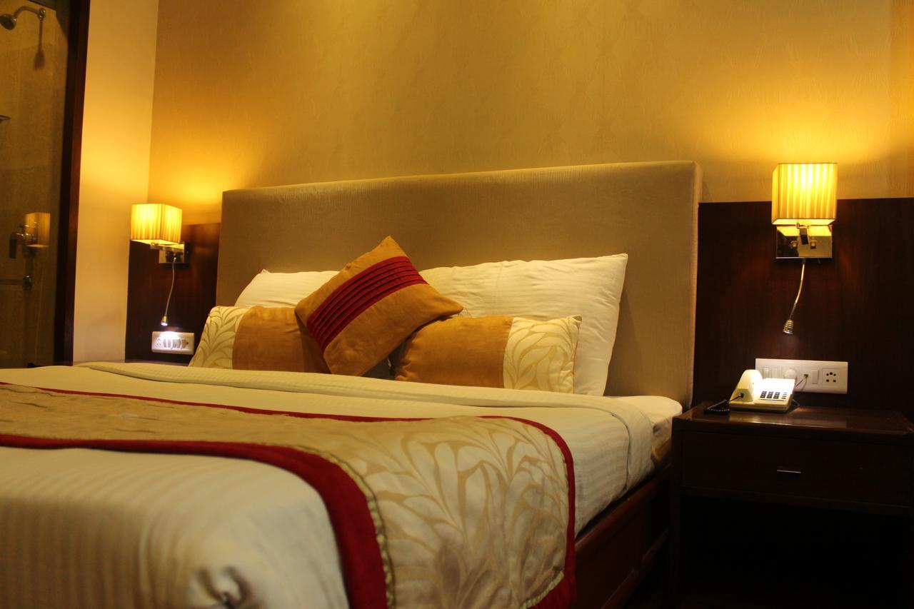 Hotel Gwalior Regency Екстериор снимка