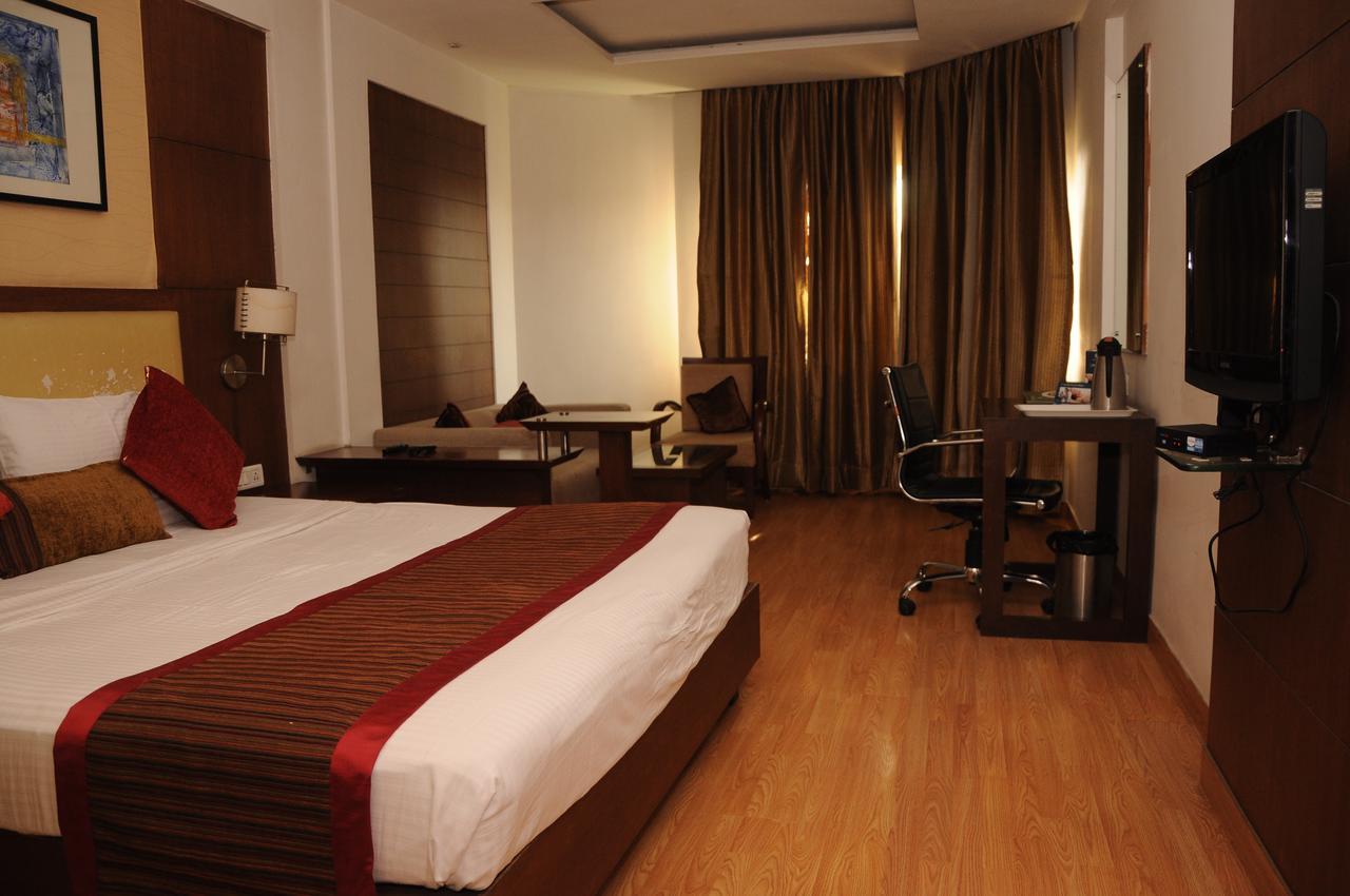 Hotel Gwalior Regency Екстериор снимка