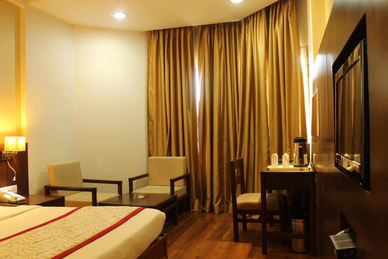 Hotel Gwalior Regency Екстериор снимка